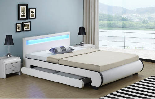 Moderná posteľ s úložnými priestormi