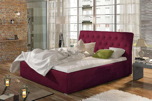 Veľká posteľ v rôznych farbách čalúnenia