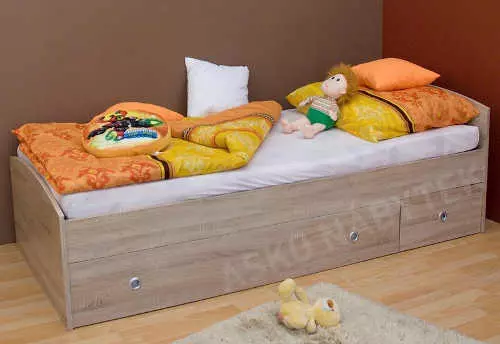 Jednoduchá vyvýšená detská posteľ