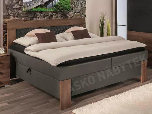 Manželská posteľ s plochou lôžka 180×200 cm vybavená pohodlnými matracmi