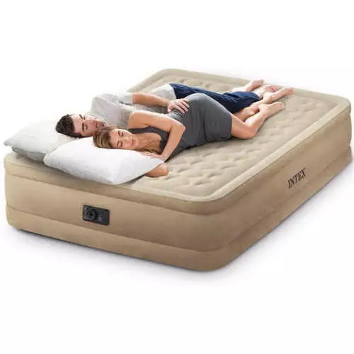 Moderná nafukovacia posteľ pre dve osoby