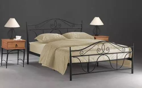 Levná kovová manželská postel 160 x 200 cm