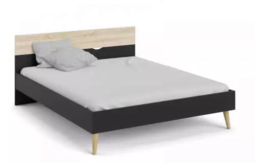 Drevená posteľ v retro štýle