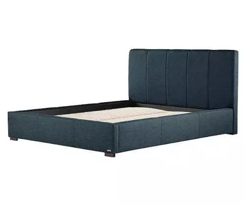 Čalúnená posteľ pre dvoch 140x200