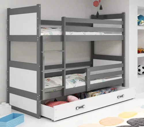 Sivo-biela masívna poschodová posteľ do detskej izby